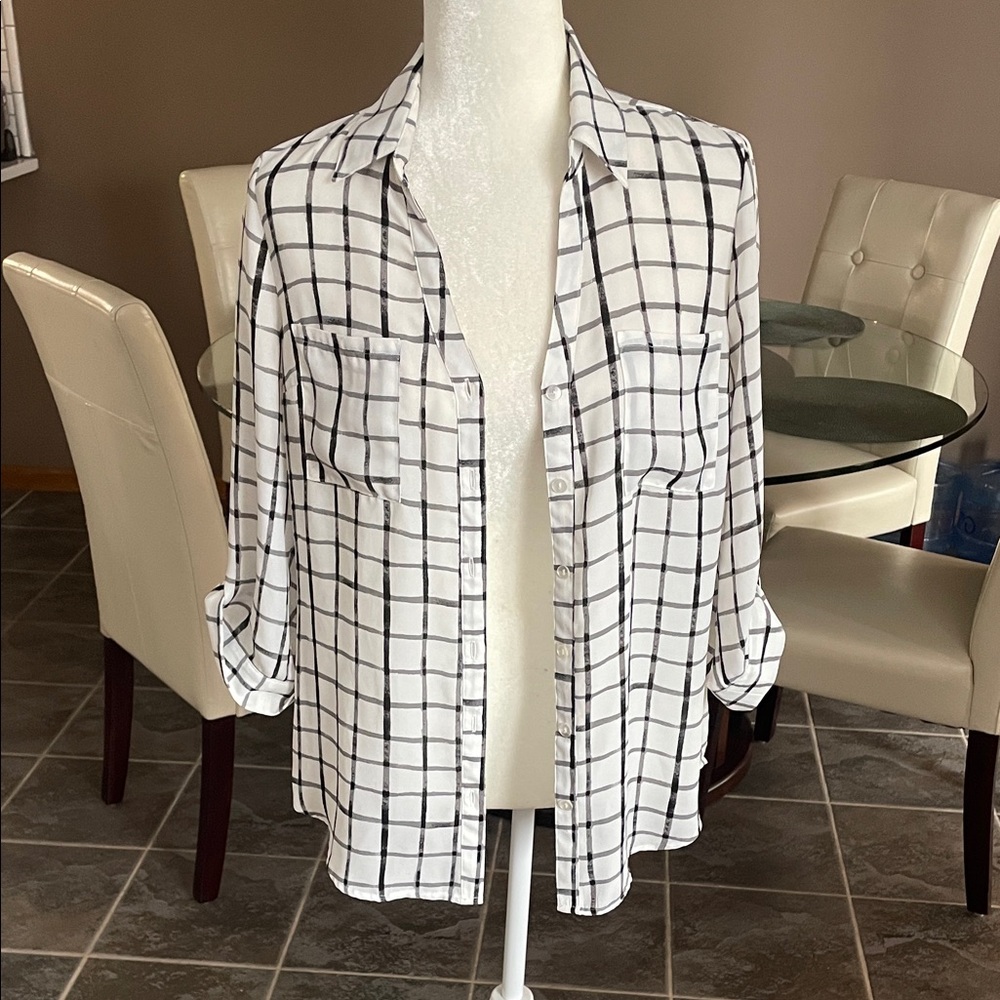Iz Byer Black and White Button Down Shirt